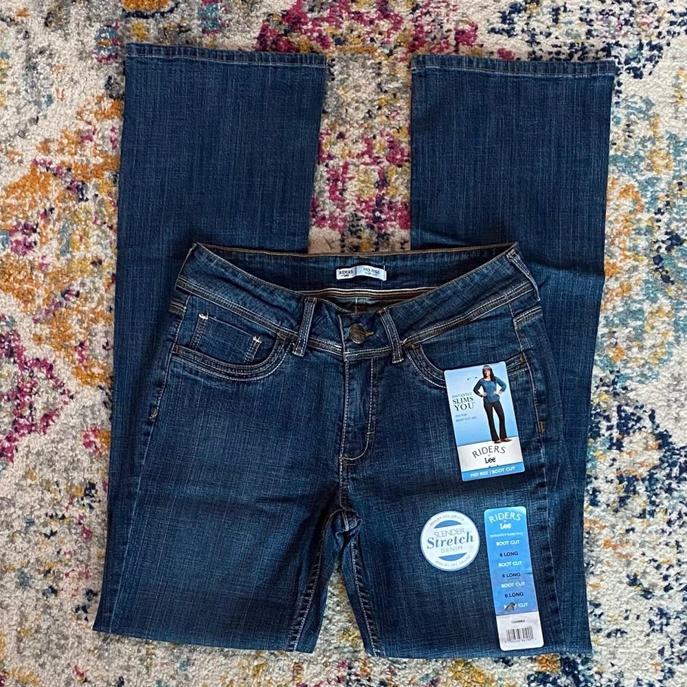 NWT Riders by Lee Mid-Rise Boot Cut Leg Slender Stretch Jeans Size 6L